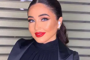 Elnarə hamiləlik xəbərindən danışdı