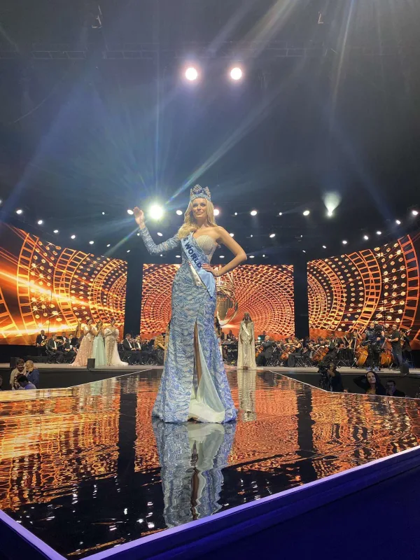 Dünyanın ən gözəl qızı o seçildi