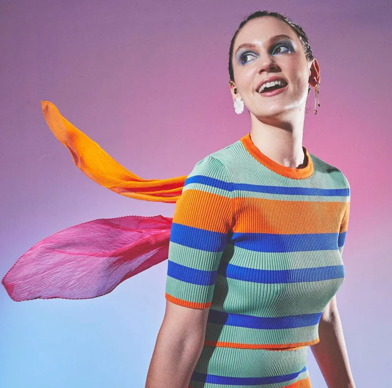 Hissdən Faraha xoş gəldin gülləri