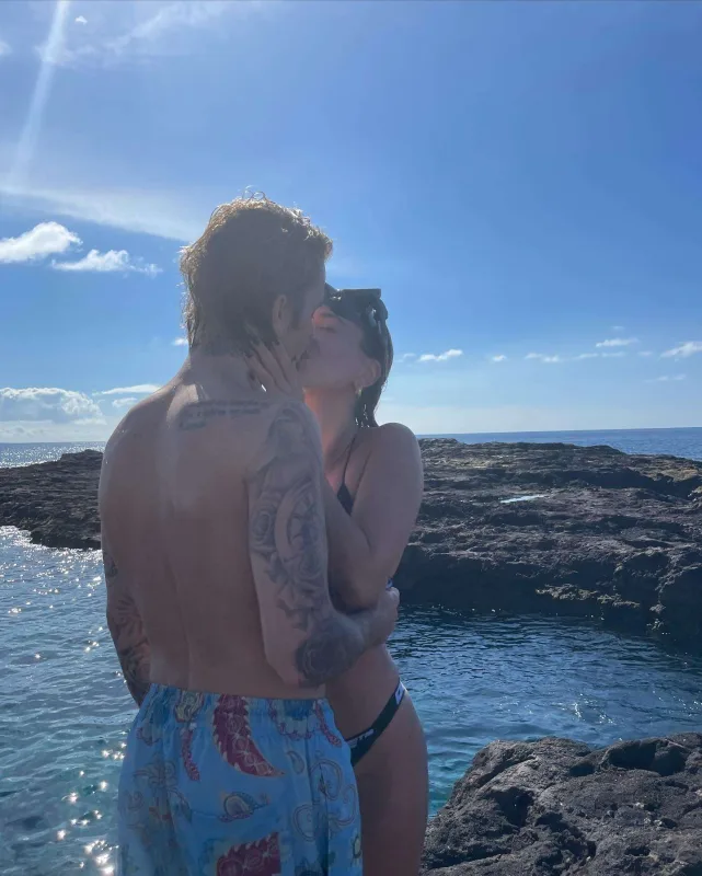 Castinlə Heyli çətin günləri arxada qoydu