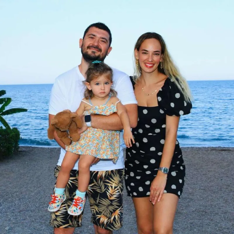 Seda ikinci dəfə ana olacaq