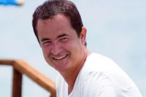 Keçmiş xanımından Acunla barışıq iddialarına reaksiya