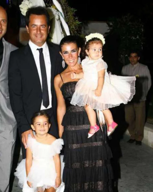 Keçmiş xanımından Acunla barışıq iddialarına reaksiya