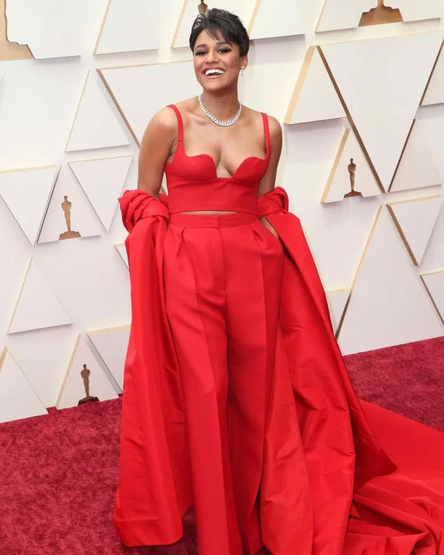 “Oskar”ın qırmızı xalçasında parıldadılar...