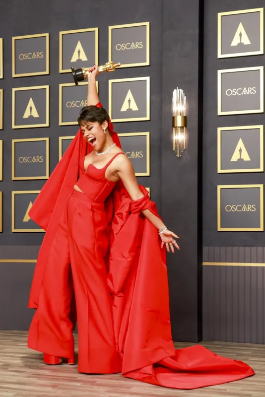 “Oskar”ın qırmızı xalçasında parıldadılar...