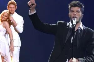 Yunan müğənnidən Eldar və Nigarla bağlı aqressiv açıqlama