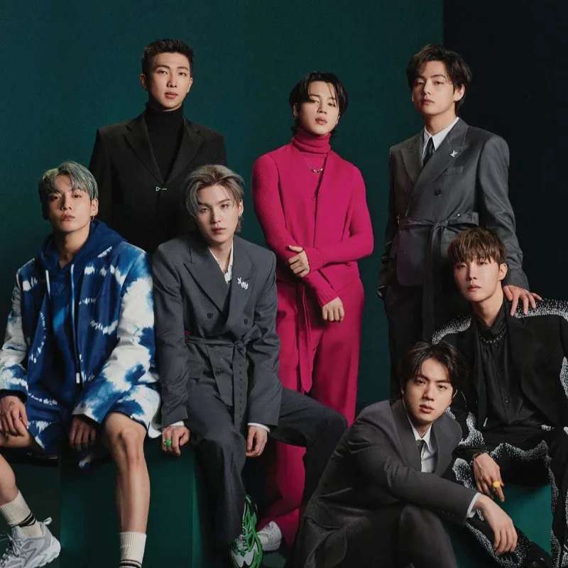 Castini “taxtından endirdilər”