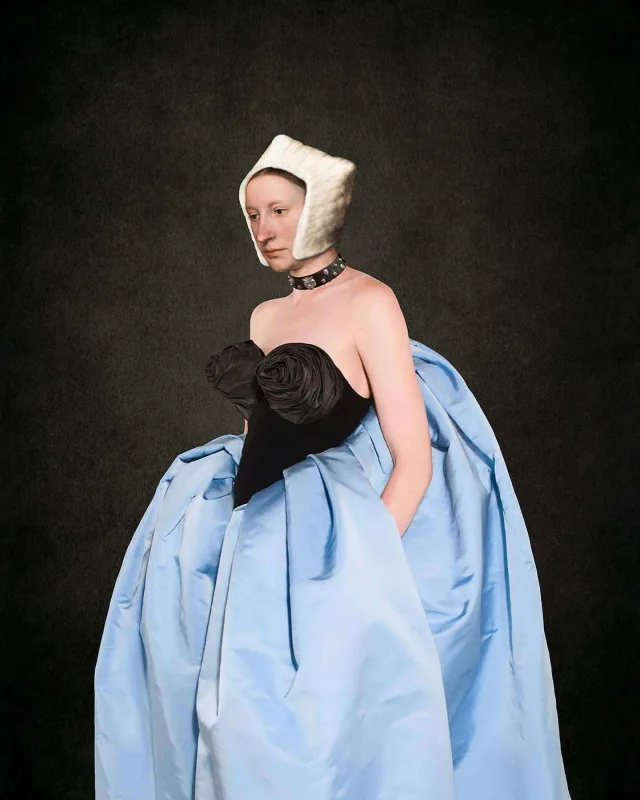 Geyimlərini məşhur əsərlərlə kombinə etdilər