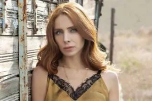 Nur Fettahoğlu vəkillə sevgilidir