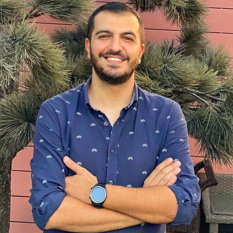 “Rəqs edəndə gördüm ki, hərə bir tərəfdədir”