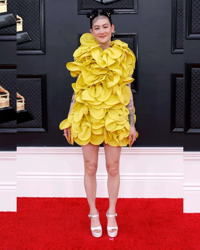 “Qremmi”nin qırmızı xalısında dəb yarışı