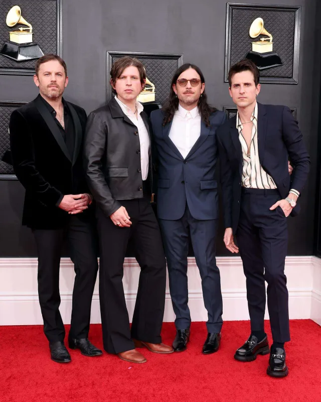 “Qremmi”nin qırmızı xalısında dəb yarışı