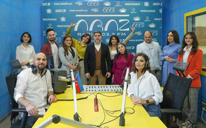 11 yaşlı Araz FM!