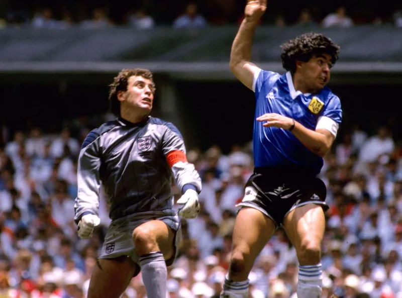 Maradonanın bu forması 10 milyona satılacaq