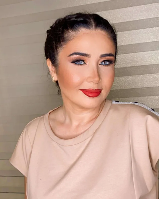 “4 uşaqdan sonra plastik əməliyyata ehtiyacım yoxdur”