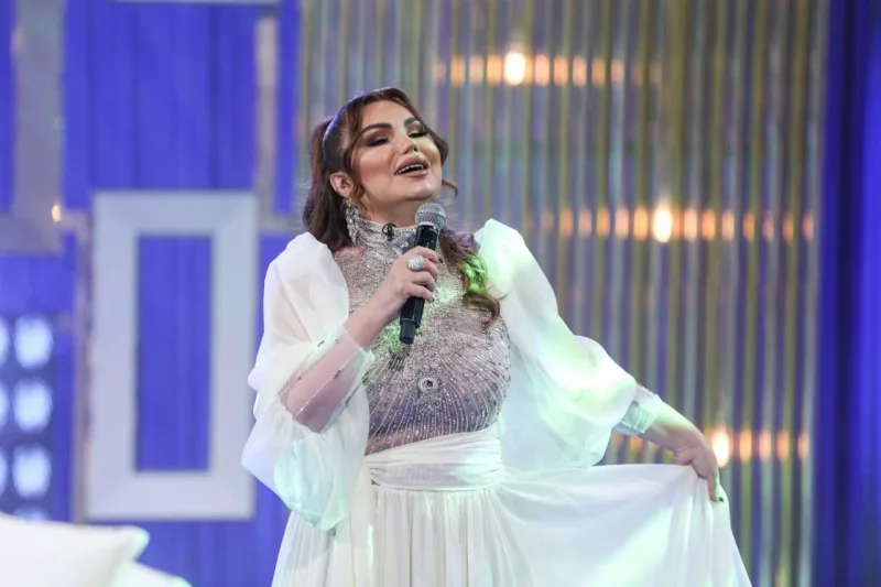 İlk efirində qızı Könülə sürpriz etdi