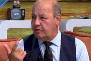 “Anam qanını satıb bizə yemək alırdı”