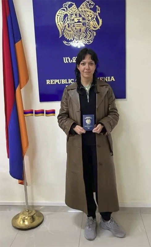 Kseniya Ermənistan vətəndaşı oldu