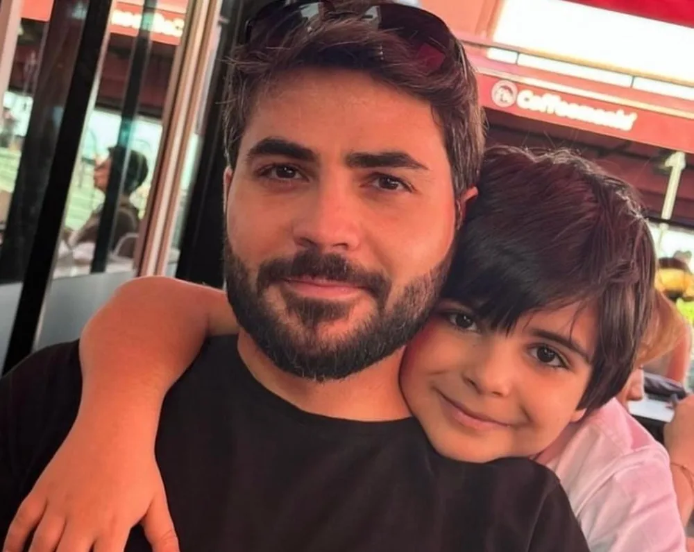 Oğlu Elçini sevindirdi