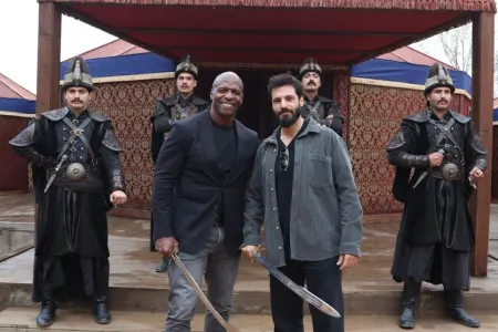“Mehmed:Fetihler Sultanı” heyəti ilə görüşdü