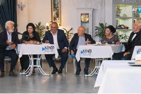 “Kinoklub” qayıdır