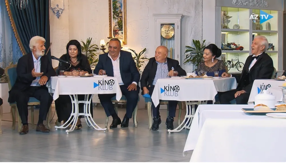 “Kinoklub” qayıdır