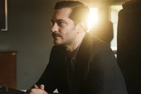 Çağatay Ulusoy yeni ev alıb
