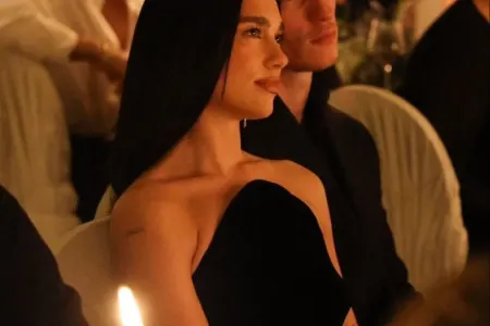 Dua Lipa və nişanlısı belə tanış olub 