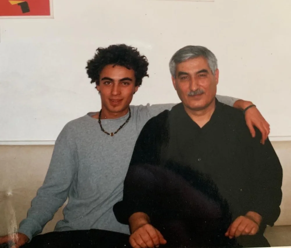 Azərbaycanlı ustadını yenə unutmadı...