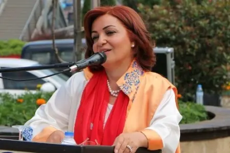 Aygün Attar təbrizli həyat yoldaşından danışdı