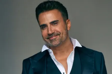 Emrah Bakıda kövrəldi…