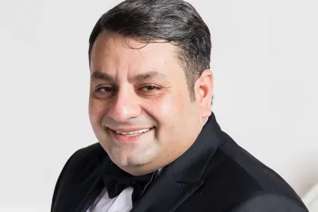 Elcan efirə yeni layihə ilə qayıdır