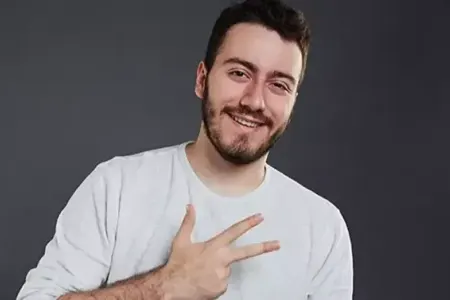 Enes Batur yutub kanalını geri qaytardı