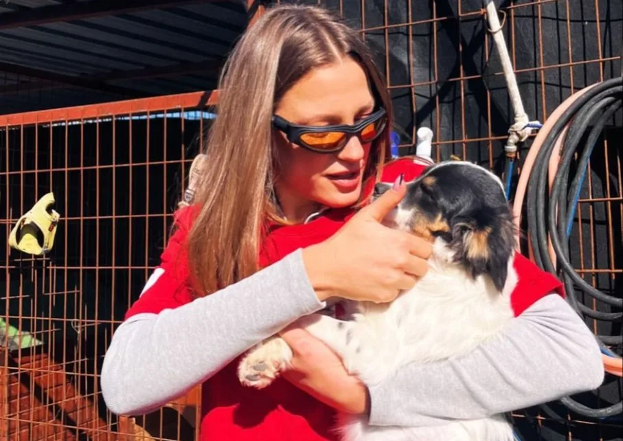 Serenay xeyriyyə addımı atıb