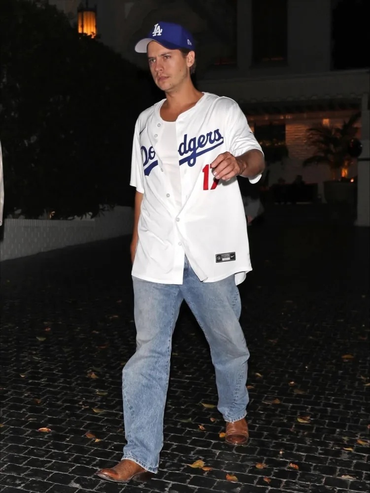 Barbara Palvin həyat yoldaşı ilə görüntüləndi