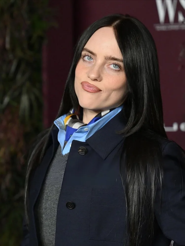 Billi Aylişin çıxışı gündəm oldu