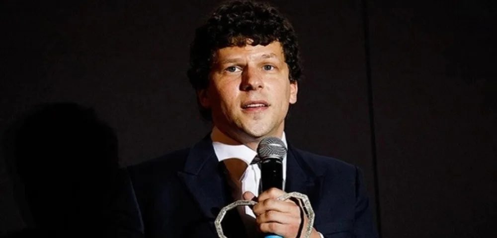 Tanımadığı şəxsə böyrəyini bağışladı