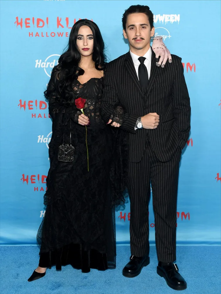 Ulduzların bir-birindən fərqli “Halloween” obrazları...