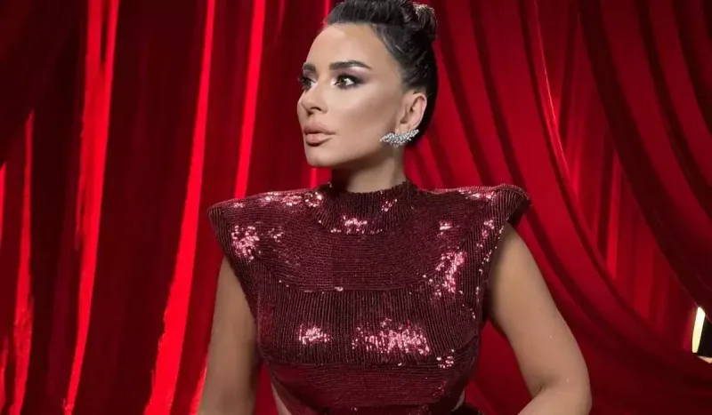 “Bunun adı sənət yox bazardır”