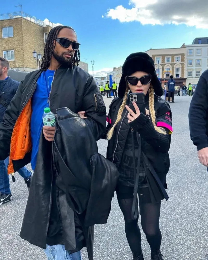 Madonna 29 yaşlı sevgilisi ilə evlənir