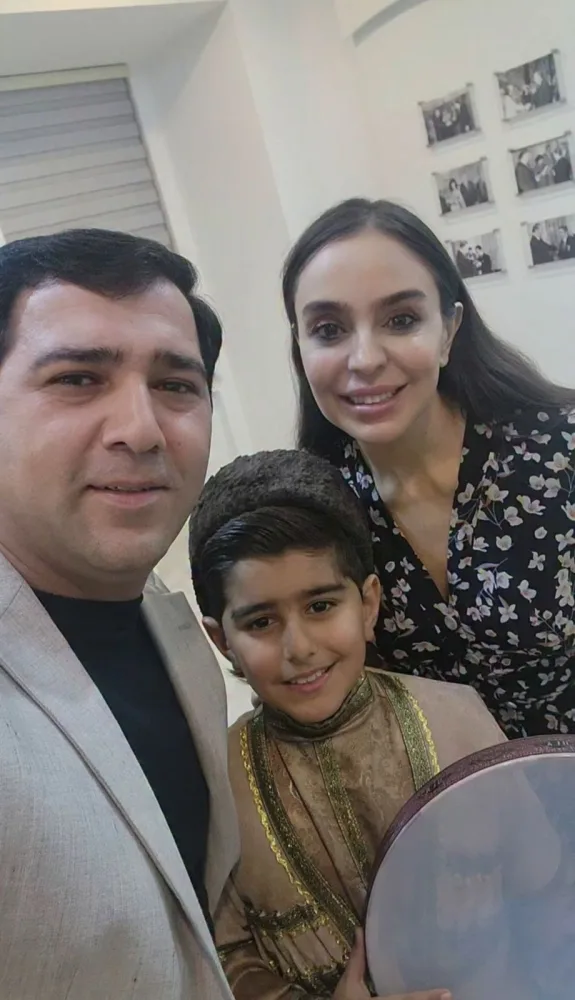 Əməkdar artist Leyla Əliyeva ilə bir arada…