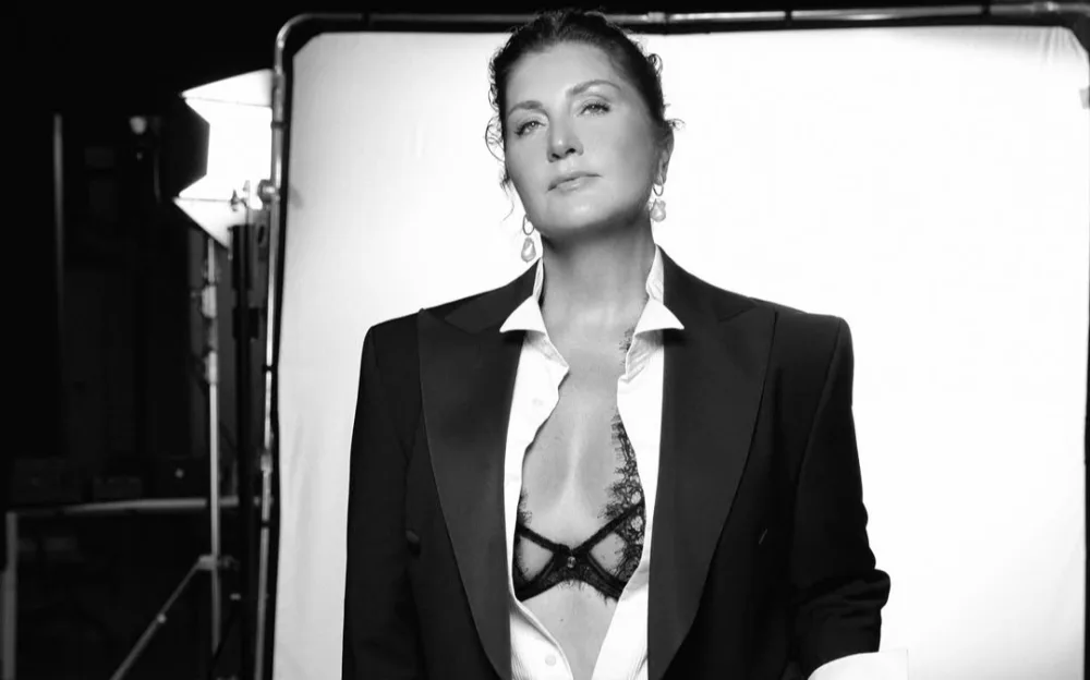 Sibel Canı belə görməmisiniz...