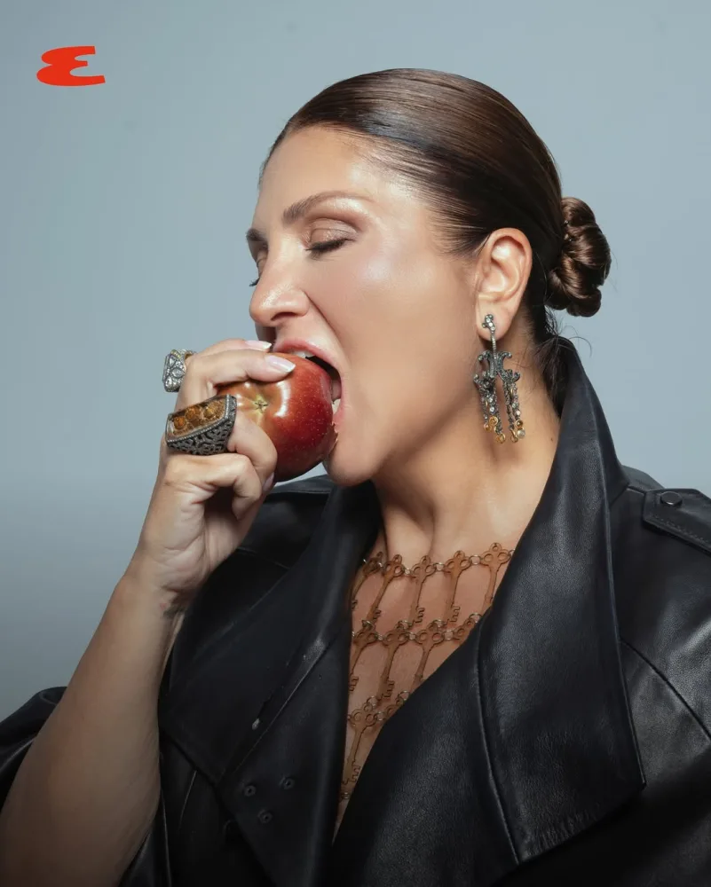 Sibel Canı belə görməmisiniz...