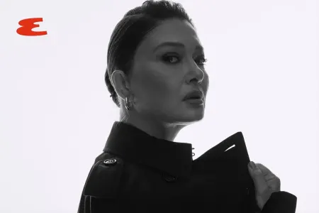 Nurgül Yeşilçay kamera qarşısında