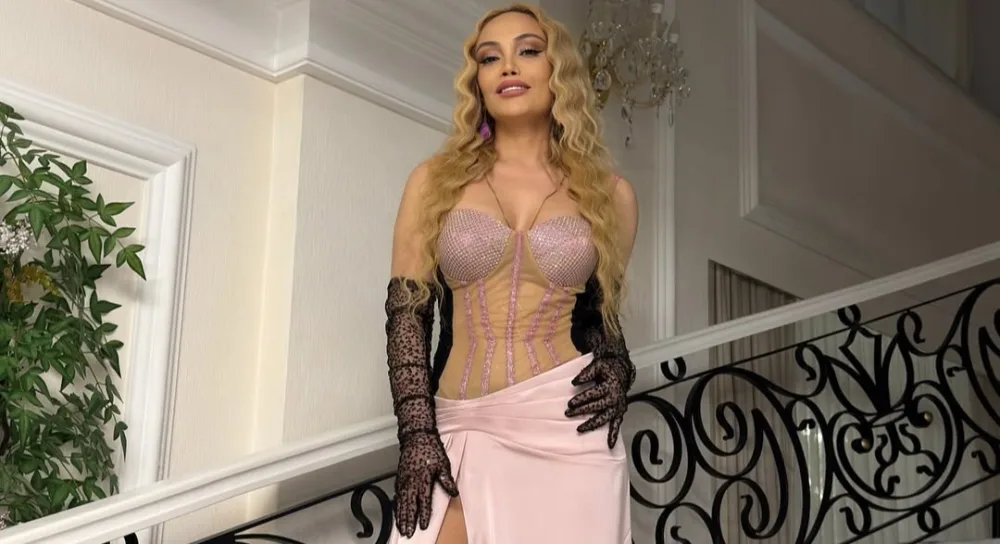 Nura onları təbrik etdi...