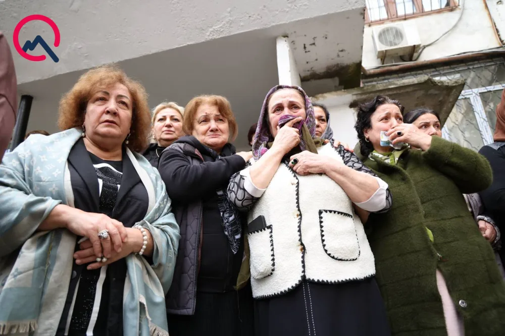 Vahid Əliyev dəfn olundu - Fotolar - Yenilənib