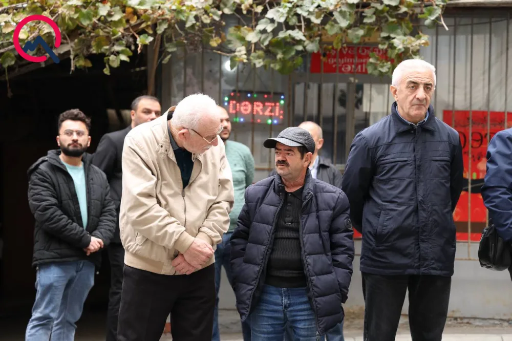 Vahid Əliyev dəfn olundu - Fotolar - Yenilənib