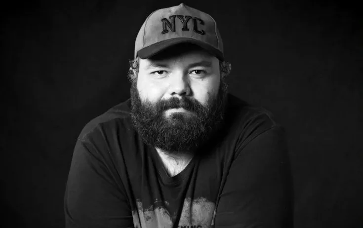 Dişi ağrıyan baş redaktor vəfat etdi