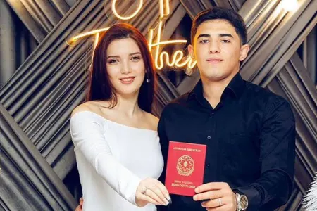 Gəncə terrorunda valideynlərini itirən Sevil ana oldu