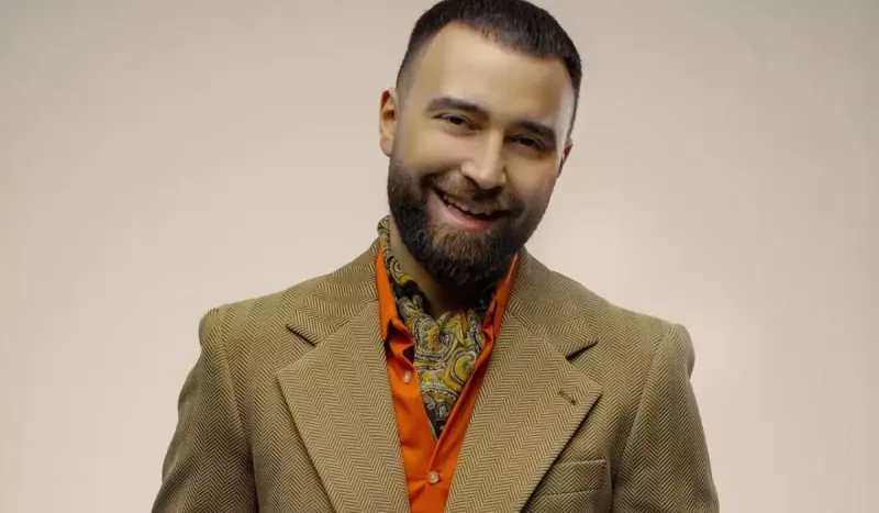 Konsertə motosikletlə getdi